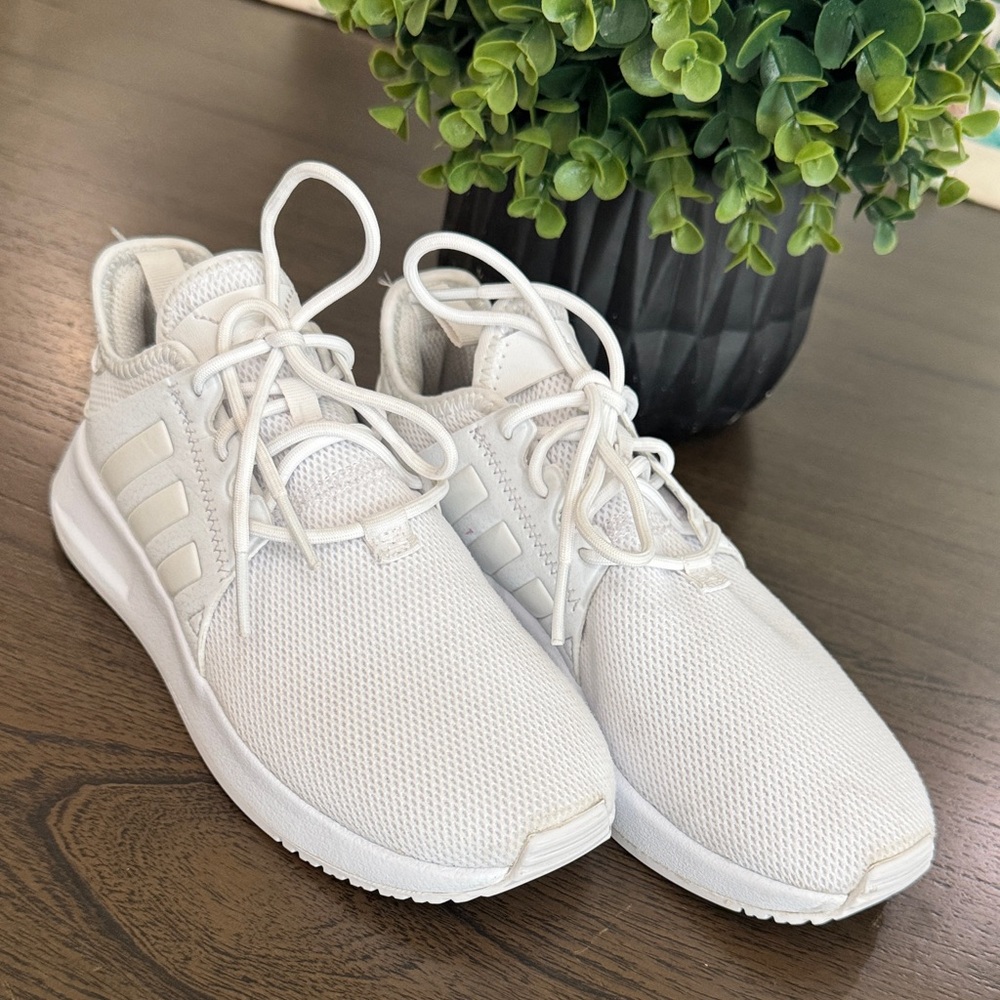adidas Kids Sneakers in White